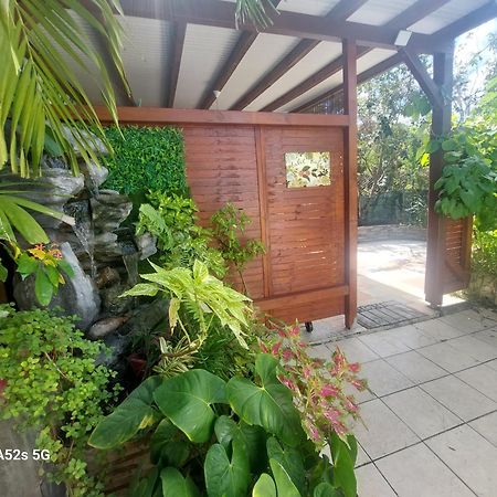 Ferienwohnung Label Kafe Bouillante Exterior foto